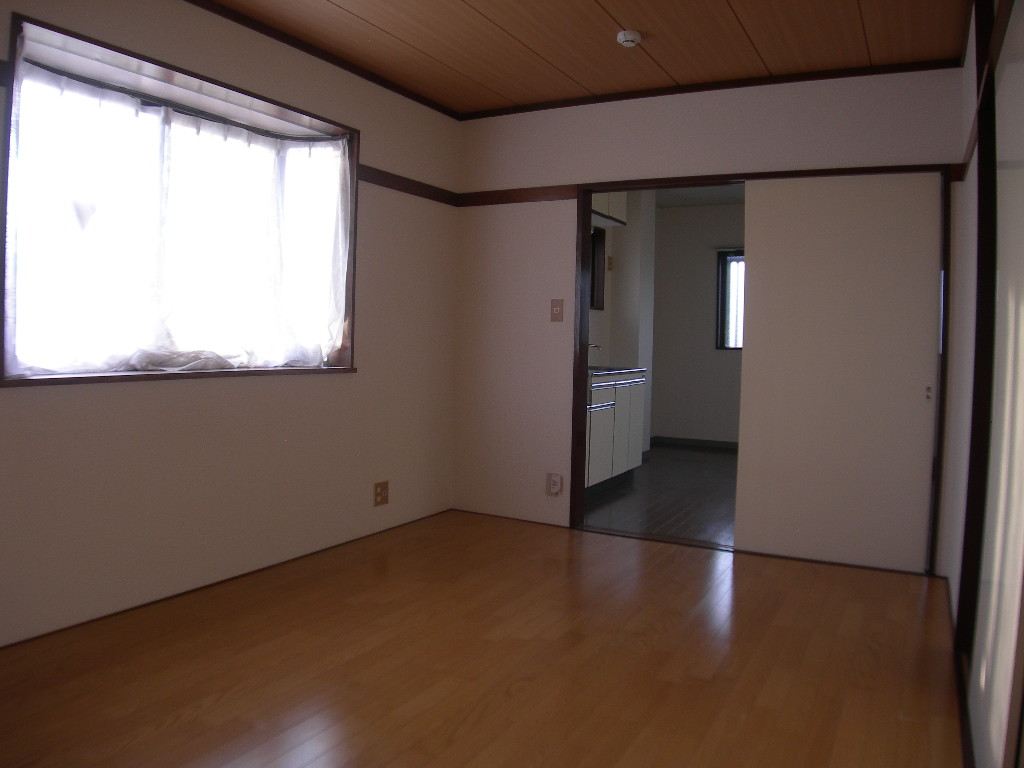 Living and room. Western-style 2