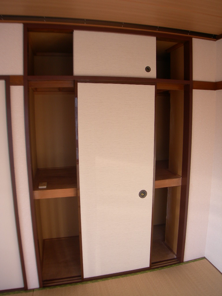 Receipt. Japanese-style room Storage 2