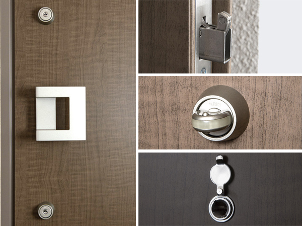 Security.  [Entrance door] Adopt a key lock on the top and bottom two places entrance door. Dead lock and switch type with sickle thumb, Door scope shutter wide-angle lens has been adopted have been adopted. (Same specifications)