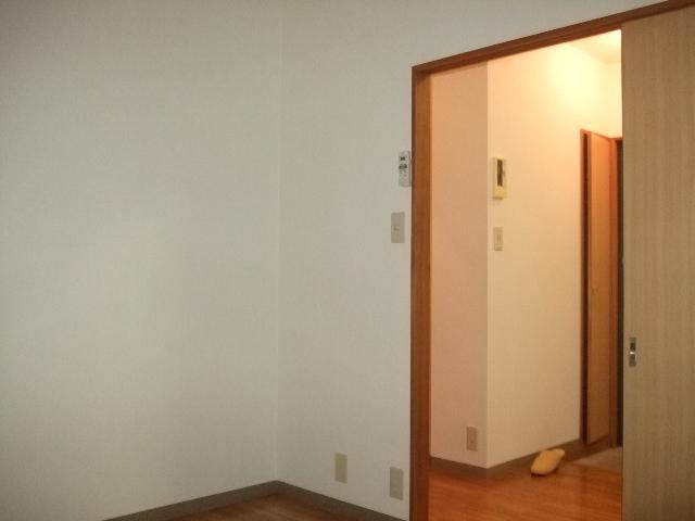 Other room space. Western-style 2