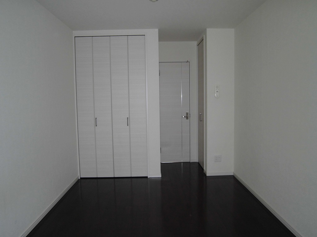 Living and room. Reversal