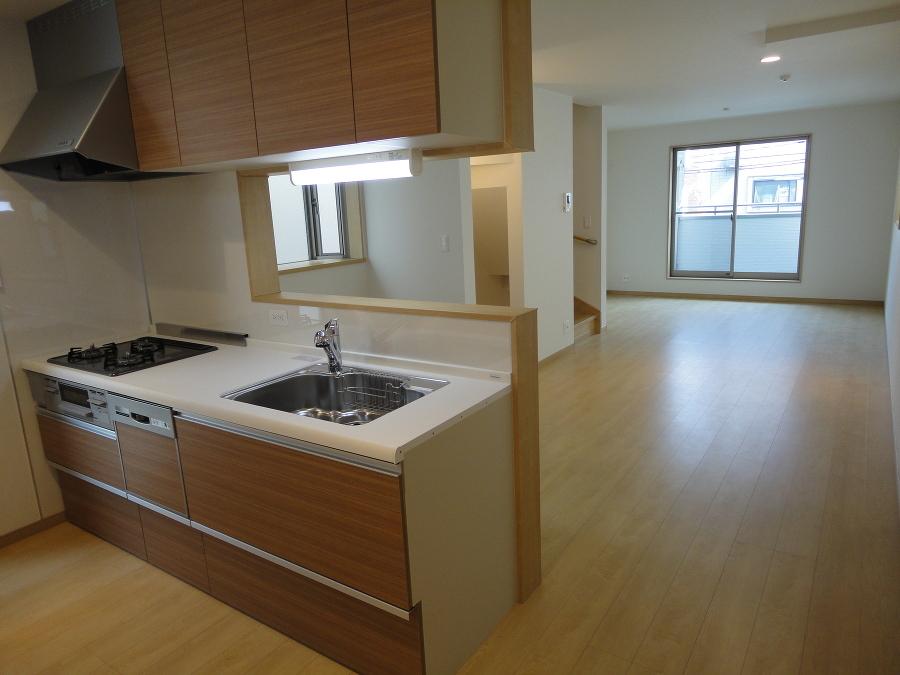 Same specifications photo (kitchen). Same specifications