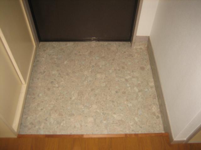 Entrance. Entrance (the same type)