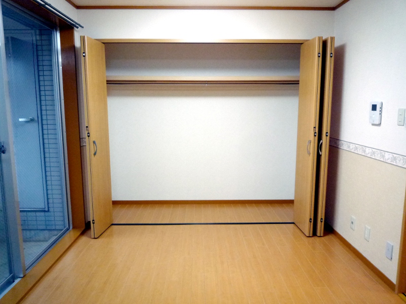 Receipt. It has become a wall closet.