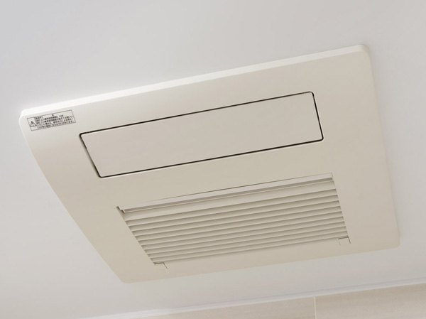 Bathing-wash room.  [Bathroom heating dryer] The rainy season is active in the drying of laundry, Cold, such as definitive to warm the bathroom before bathing when multi-functional bathroom heating dryer.