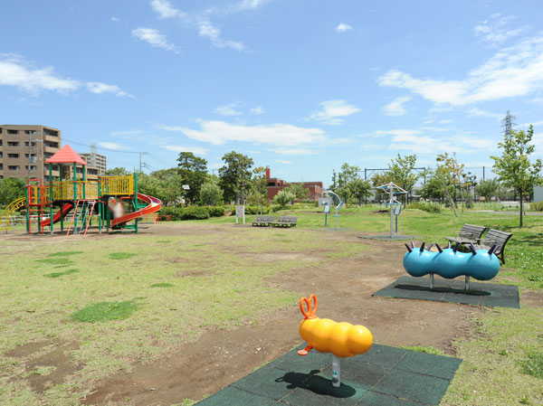 Surrounding environment. Ukita park (about 530m, 7-minute walk)