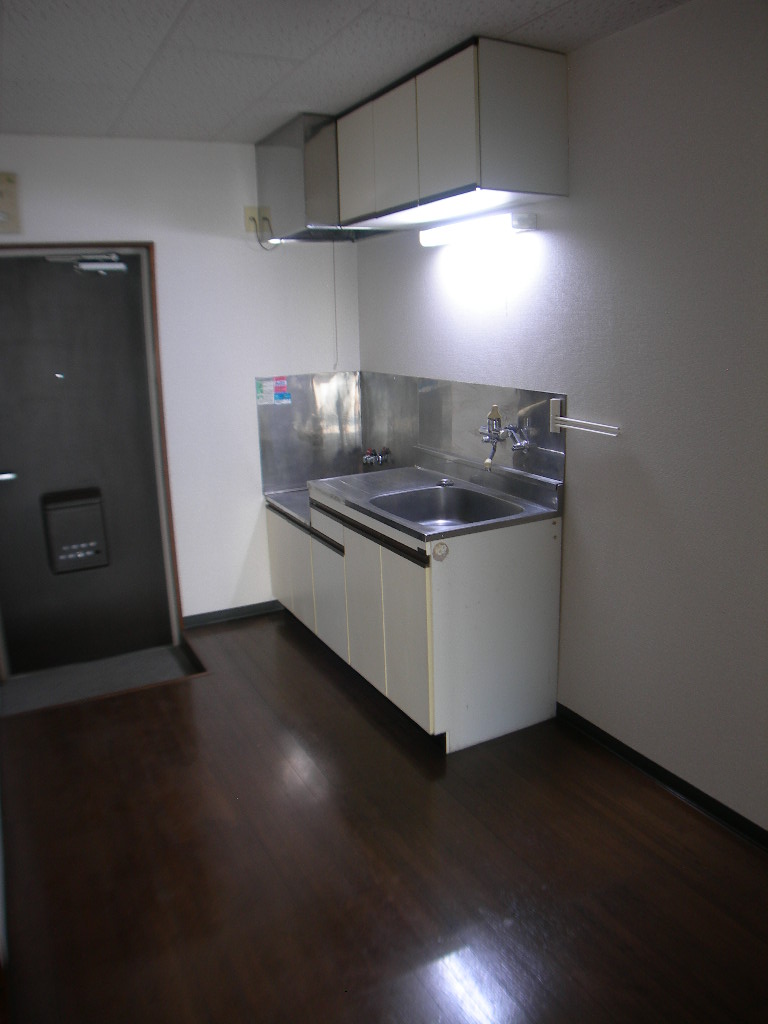 Kitchen. Kitchen (2)