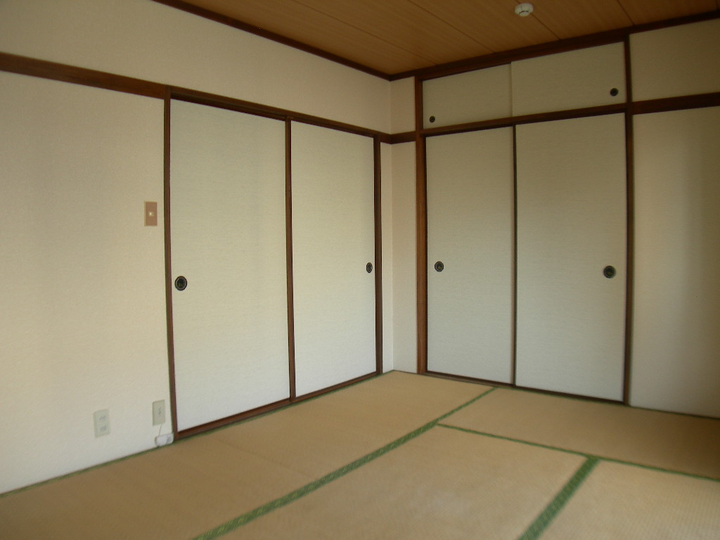 Living and room. Japanese-style room (2)