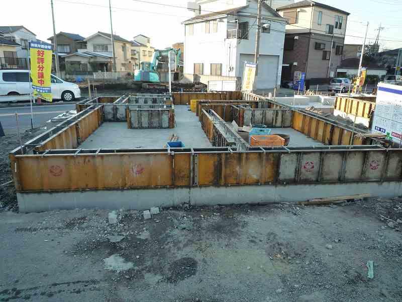 Local appearance photo. Local (12 May 2013) Shooting