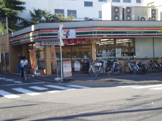 Convenience store. Seven-Eleven Edogawa Higashimizue 2-chome up (convenience store) 280m
