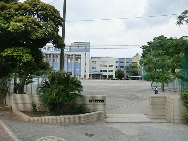 Junior high school. 60m to Edogawa Ward Mizue Junior High School