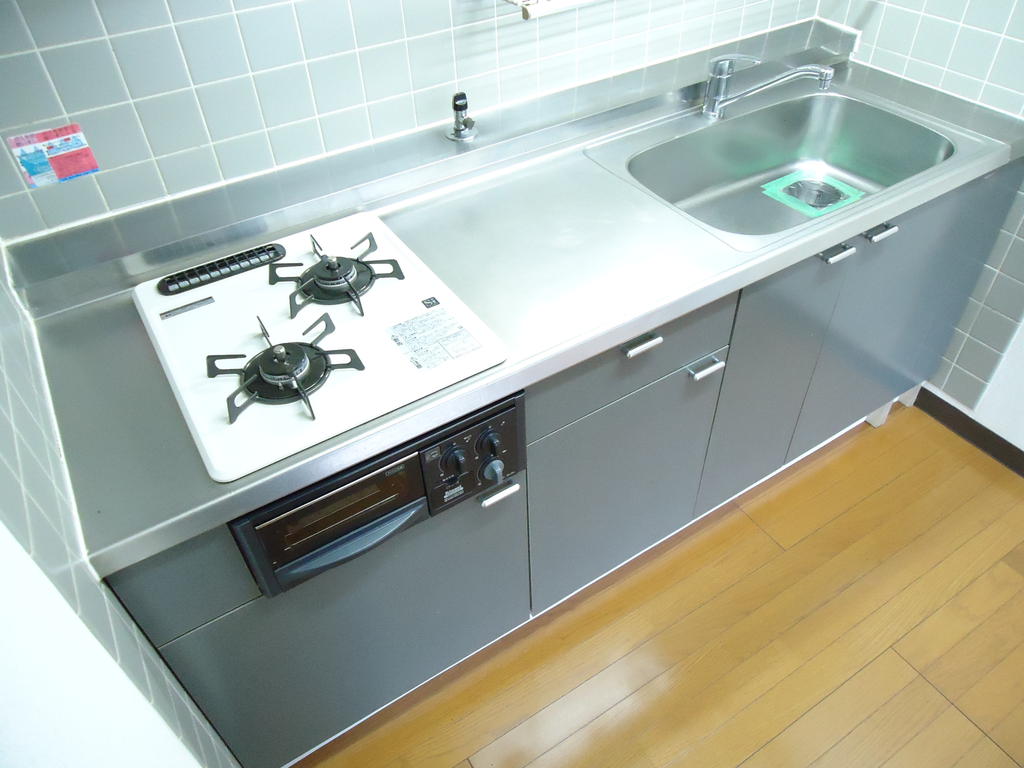 Kitchen. With two-burner grill system Kitchen