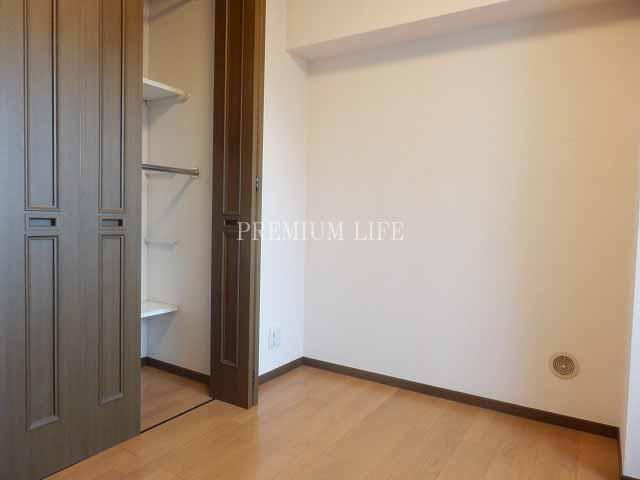 Non-living room. «Western»