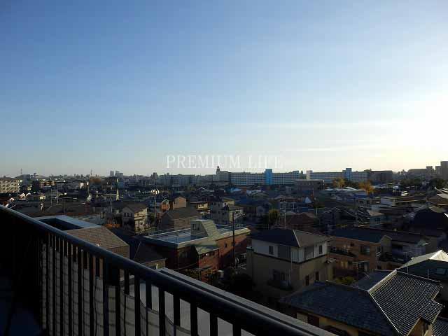 View photos from the dwelling unit. «View»