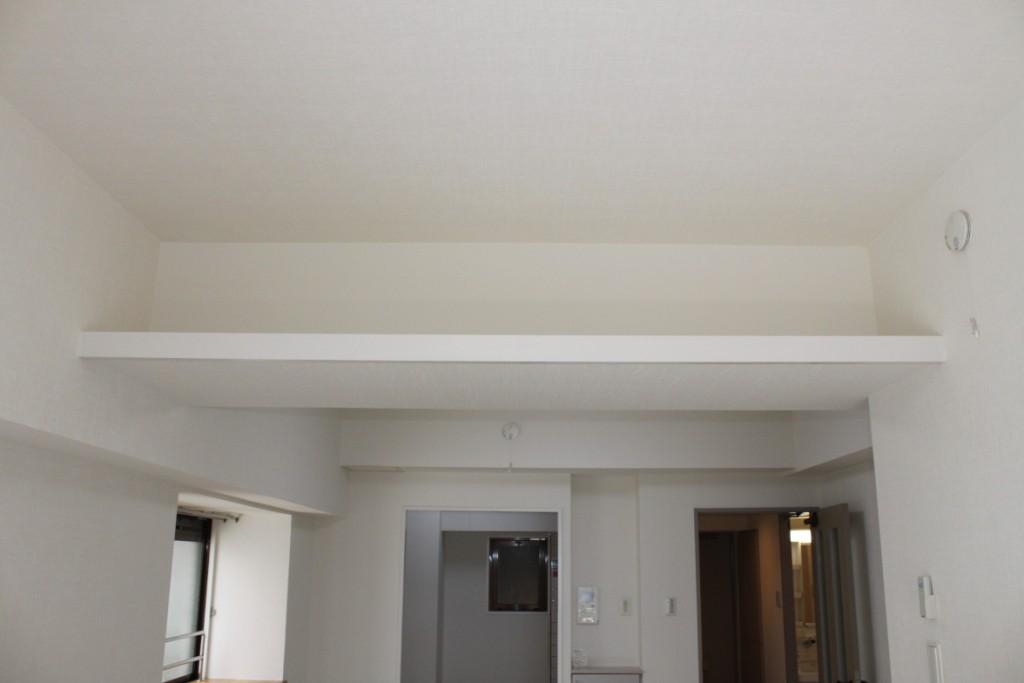 Receipt. Living the upper part of the storage space