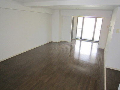 Living and room. 18 Pledge of living