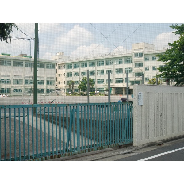 Junior high school. 494m to Edogawa Ward Kasai third junior high school (junior high school)