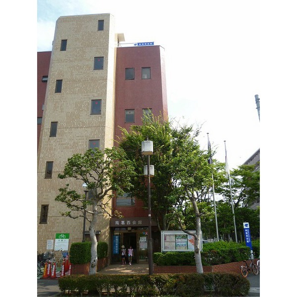 library. 527m to Edogawa Ward Higashikasai Library (Library)