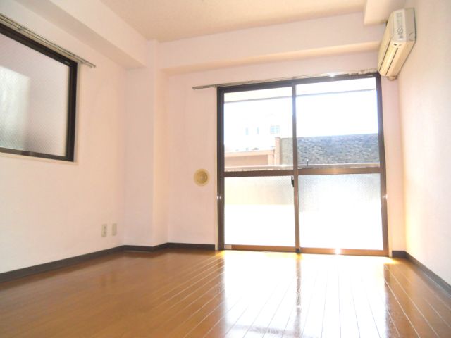 Living and room. Western-style room