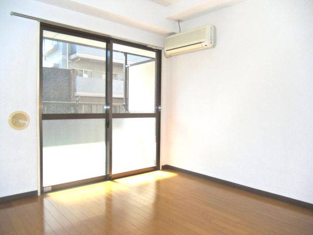 Living and room. Western-style room