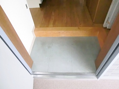 Entrance. It is the entrance space. 