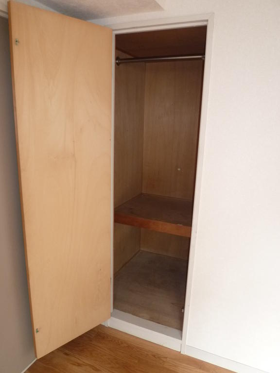 Receipt. Western style room Receipt! 