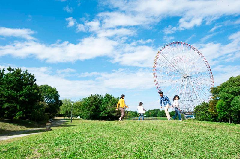 park. 1700m until Kasai Seaside Park (park)