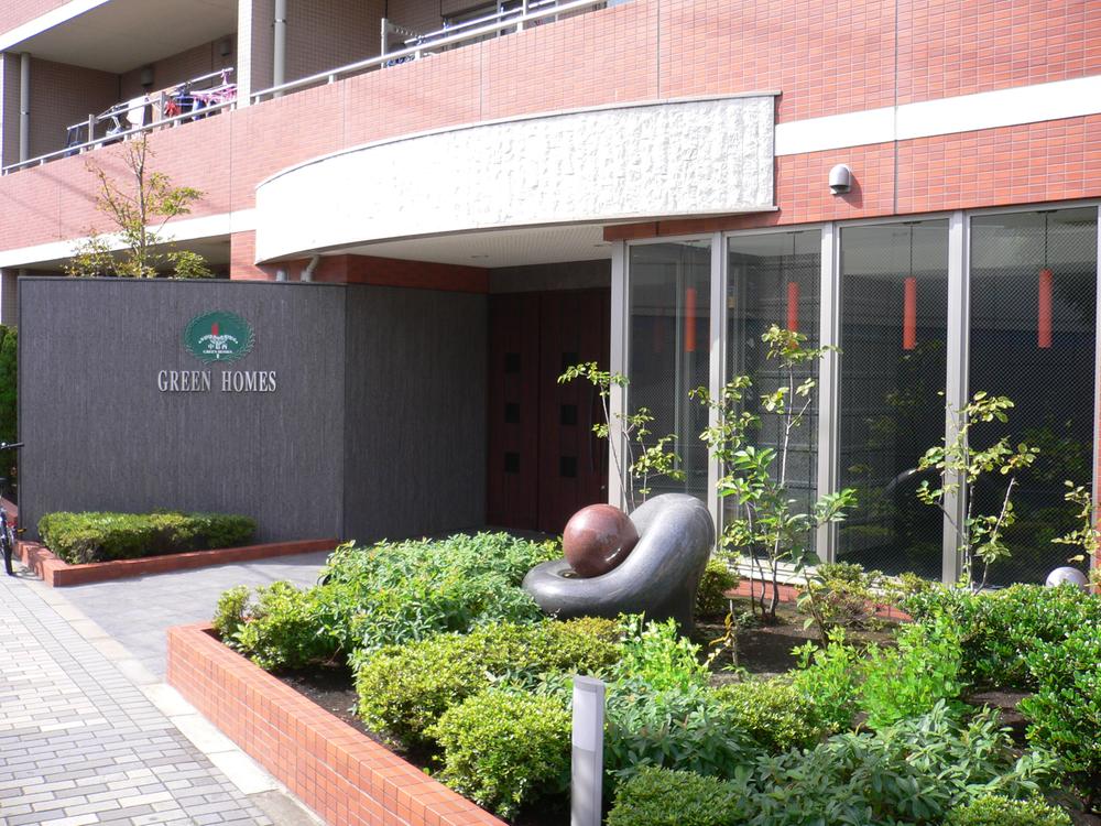 Local appearance photo. Local (10 May 2013) Shooting