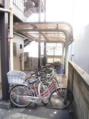 Other common areas. It is a roof with bicycle parking