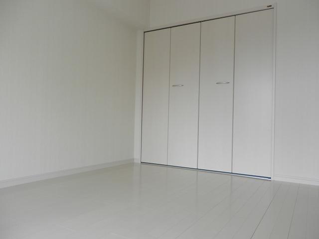 Non-living room. Indoor (September 2013) Shooting