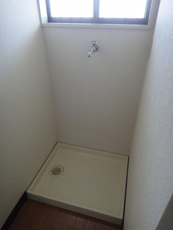 Other. Washing machine in the room