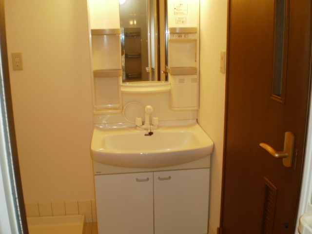 Other. Independent dressing room