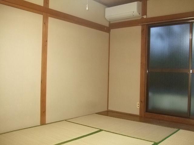 Living and room. Japanese-style room 1