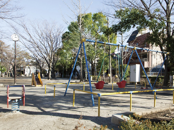 Surrounding environment. Yayoi park (about 240m, A 3-minute walk)