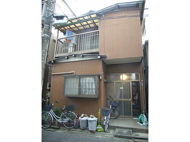 Local land photo. A quiet residential area