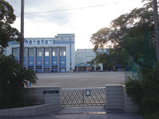 Junior high school. Mizue 1500m until junior high school