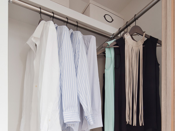 Receipt.  [Walk-in closet] (Same specifications)