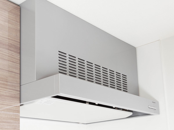 Kitchen.  [With current plate supply and exhaust range hood] (Same specifications)