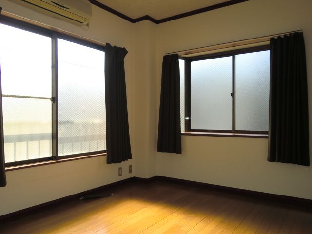 Living and room. room