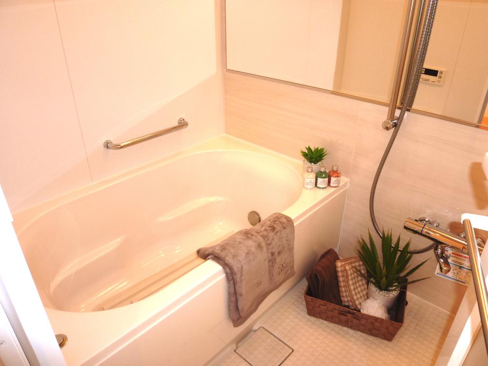 Bathroom. Bathroom (12 May 2013) Shooting