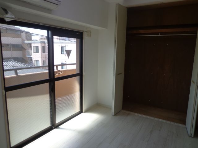 Living and room. Western-style room