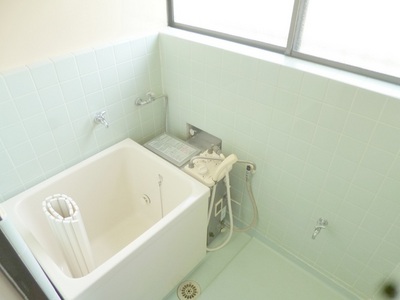 Bath. It is the bath ( ^^)