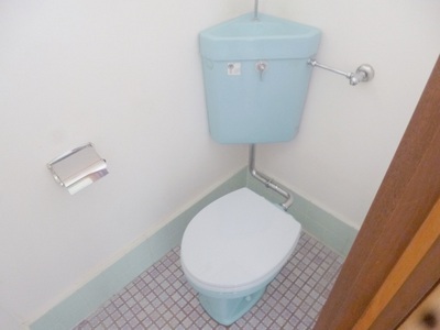 Toilet. Toiredesu (# ^. ^ #)