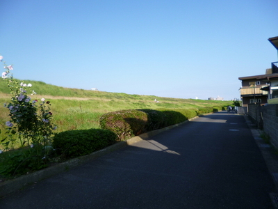 Other. River (Other) up to 100m