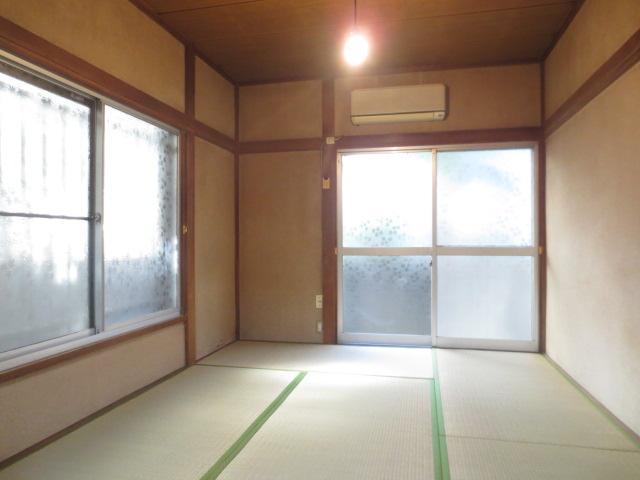 Living and room. Japanese-style room 2