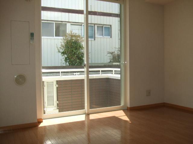 Living and room. Room 1