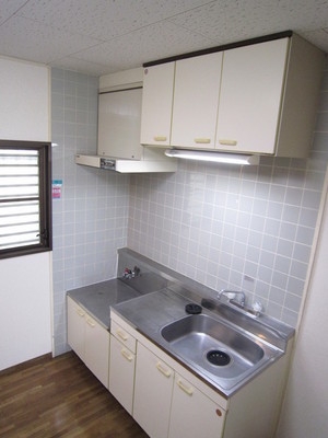 Kitchen. You can gas stove installation