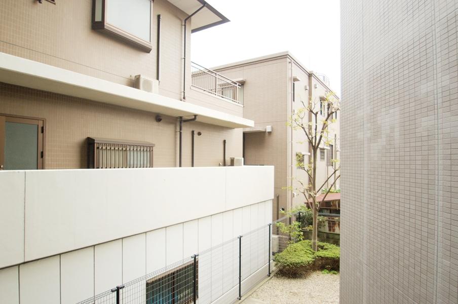 View photos from the dwelling unit