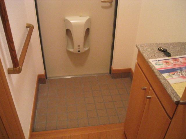 Entrance. Entrance (the same type)