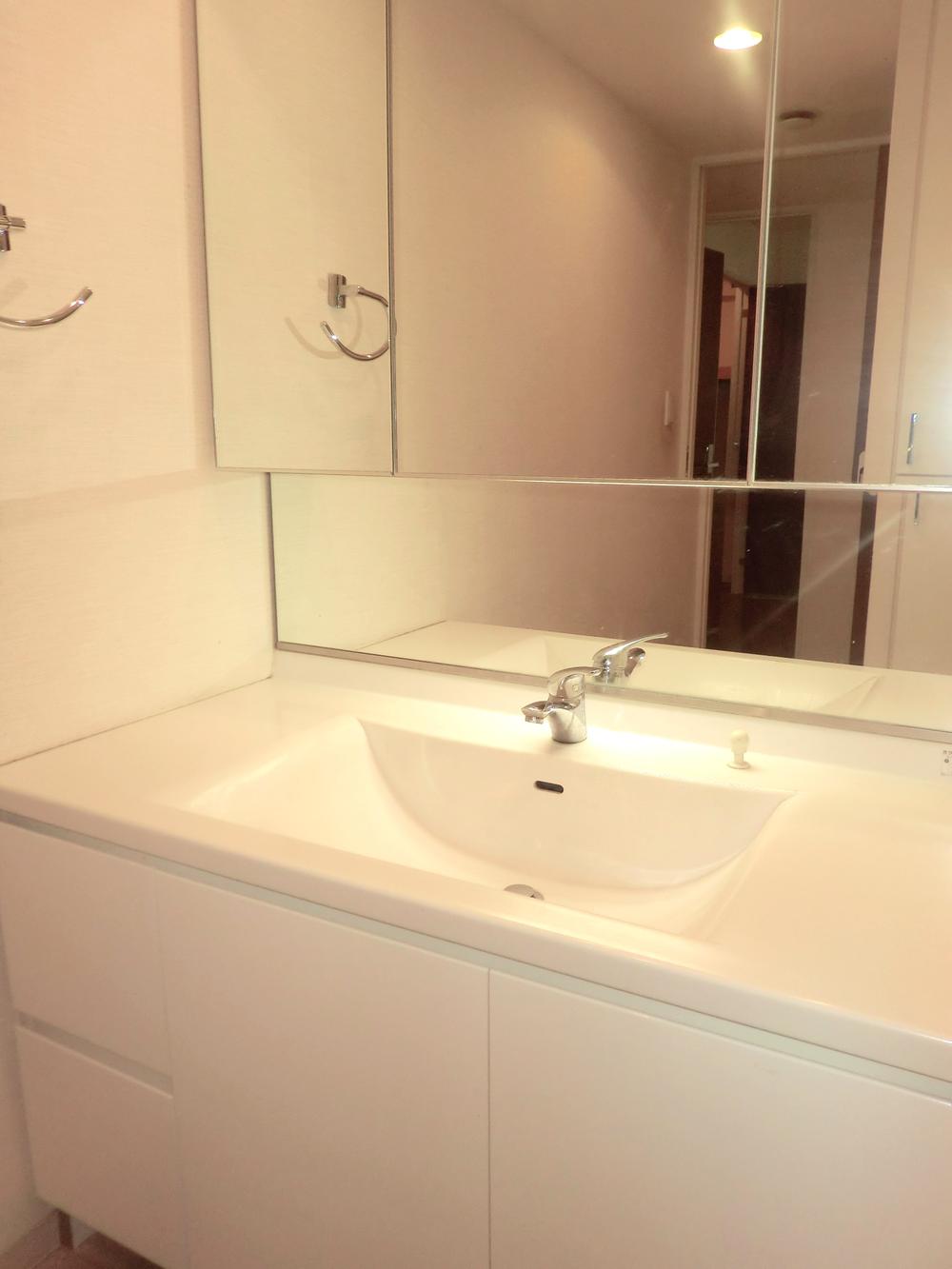 Edogawa-ku, Tokyo Nishikasai 3